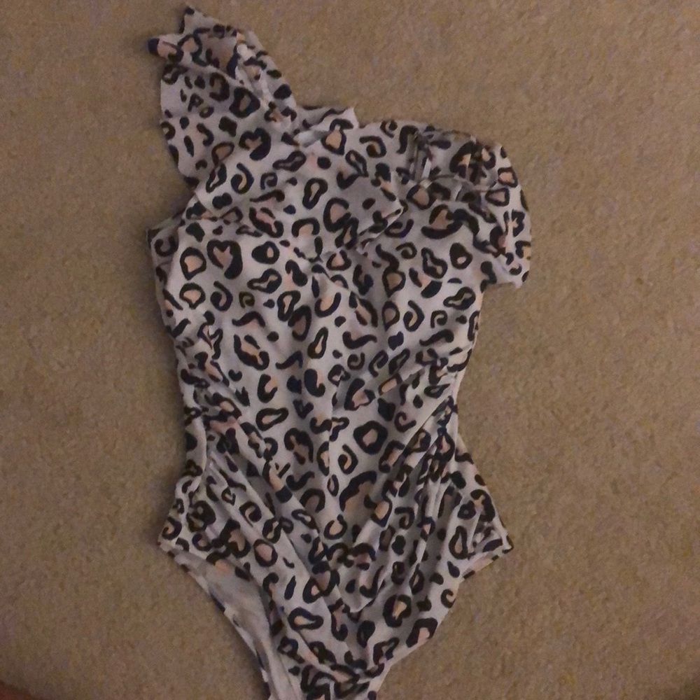 Xl one piece womens suit leopard